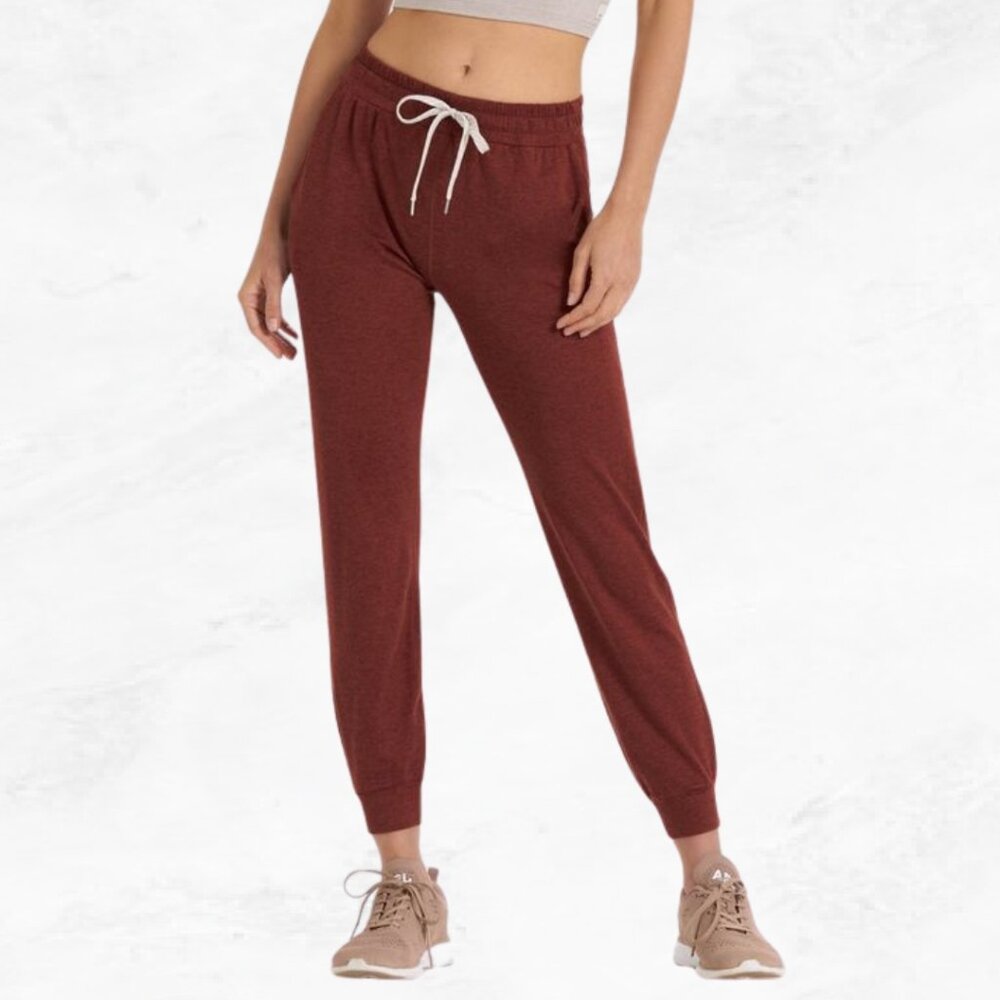 Vuori Women's Maroon Joggers Small LONG